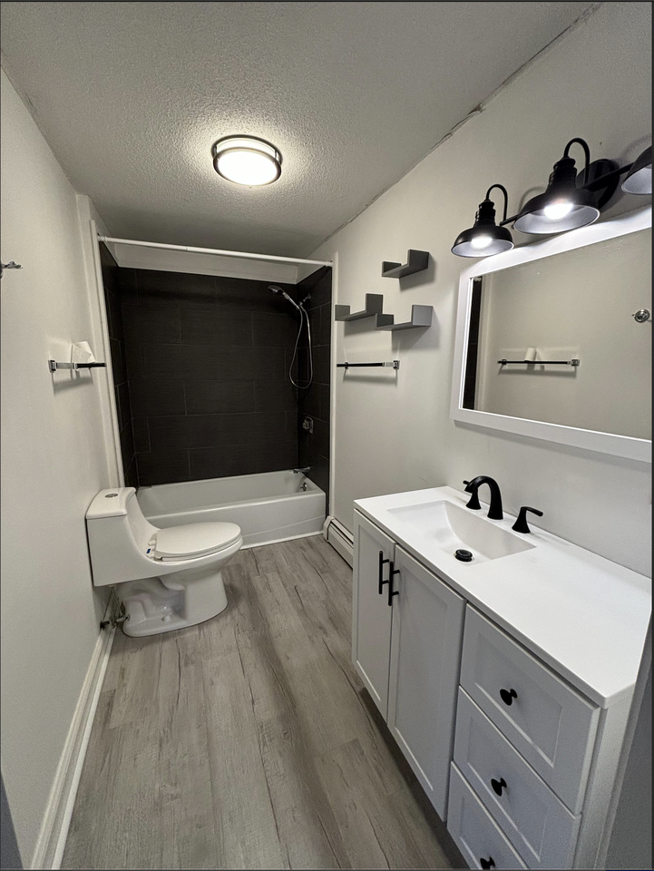 141 E High St #141 - Photo 6 of 11