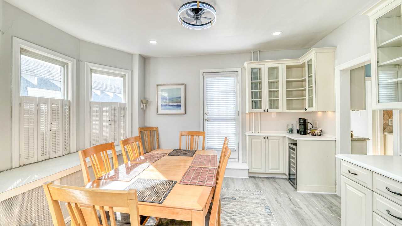 8 N Nashville Ave #2 - Photo 7 of 27