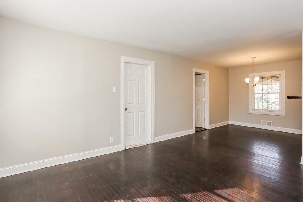 3218 Bluebird Ln - Photo 5 of 17