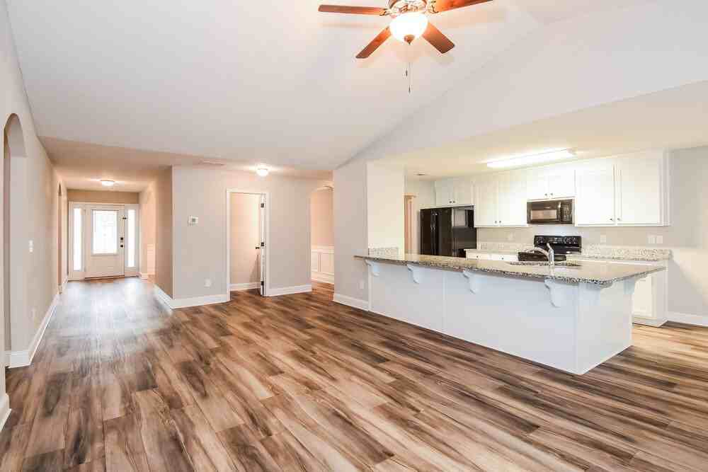 222 Heartland Cir - Photo 4 of 16