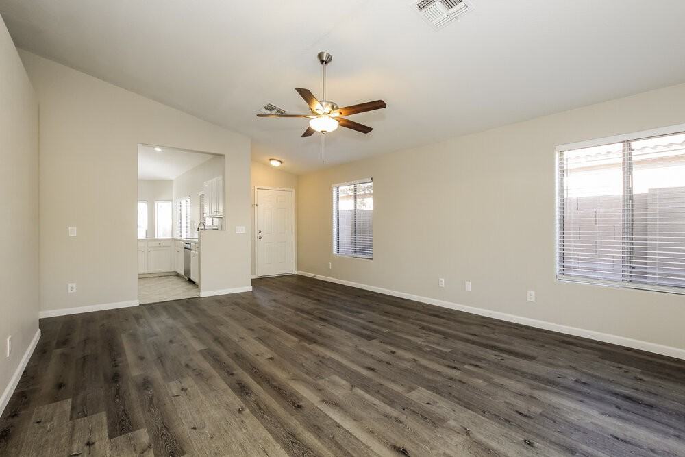 3621 S 73rd Dr - Photo 5 of 16