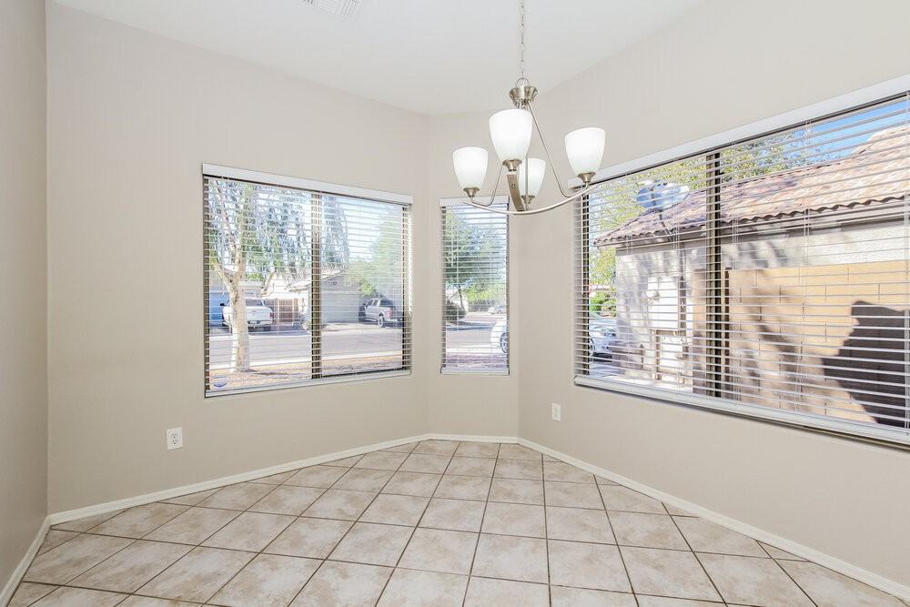 3621 S 73rd Dr - Photo 6 of 16