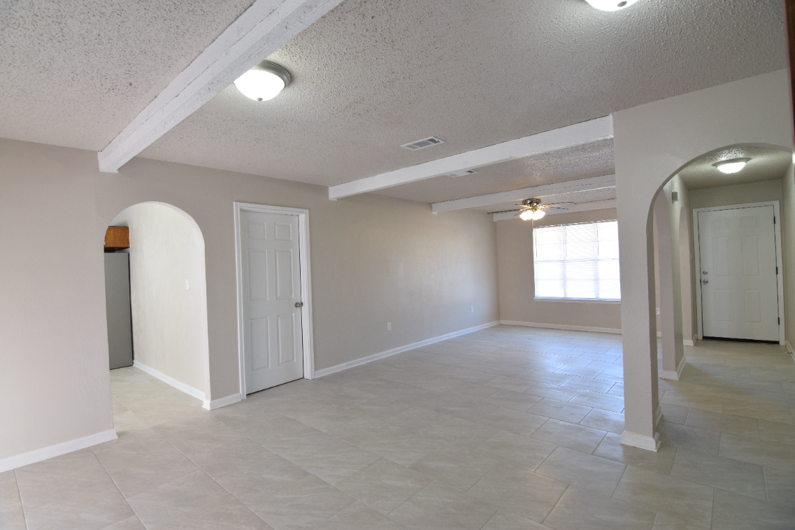 914 Laurie Ln #NA - Photo 6 of 21