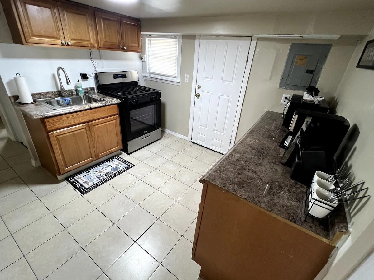 124 N Portland Ave #NA - Photo 4 of 17