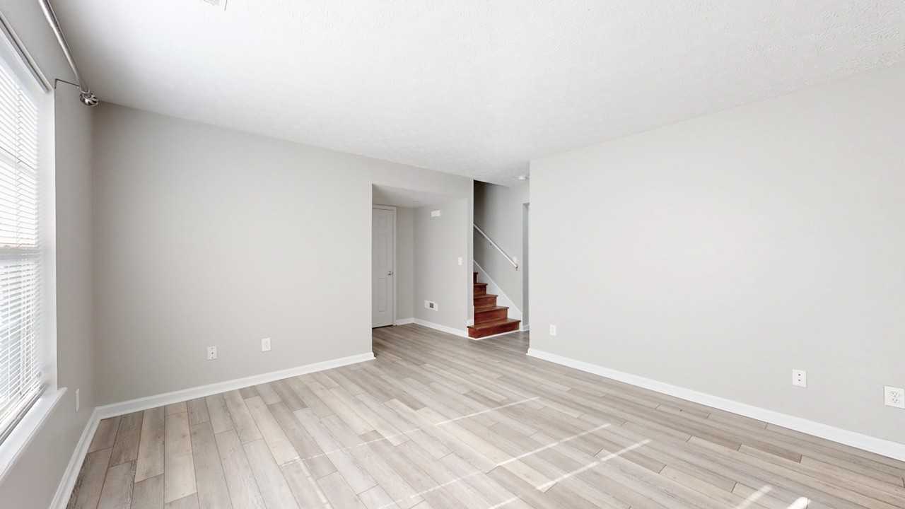 1040 Brandy Lane - 1046 B #1046B - Photo 3 of 11