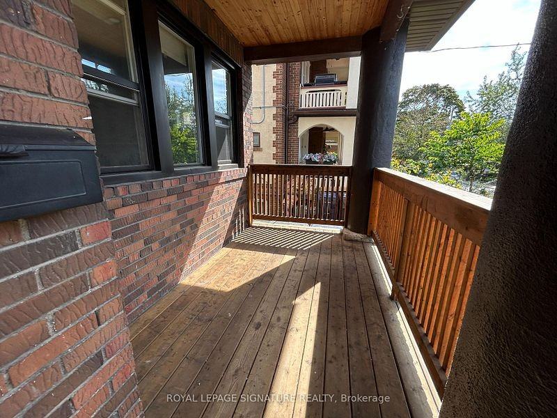 39 Scarboro Beach Boulevard #Main - Photo 6 of 20