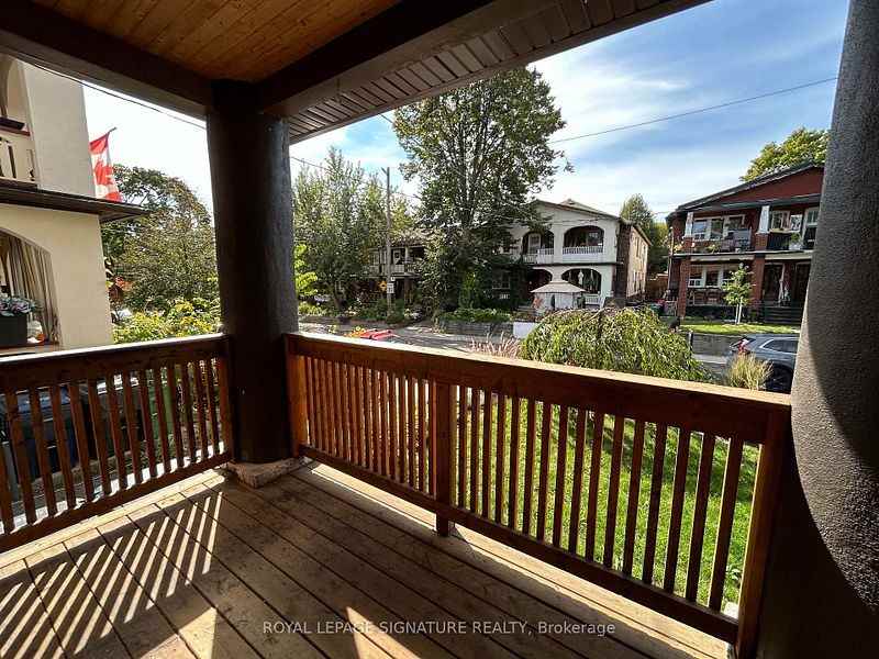 39 Scarboro Beach Boulevard #Main - Photo 7 of 20