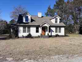 featured image of 1880 E Broad St #1