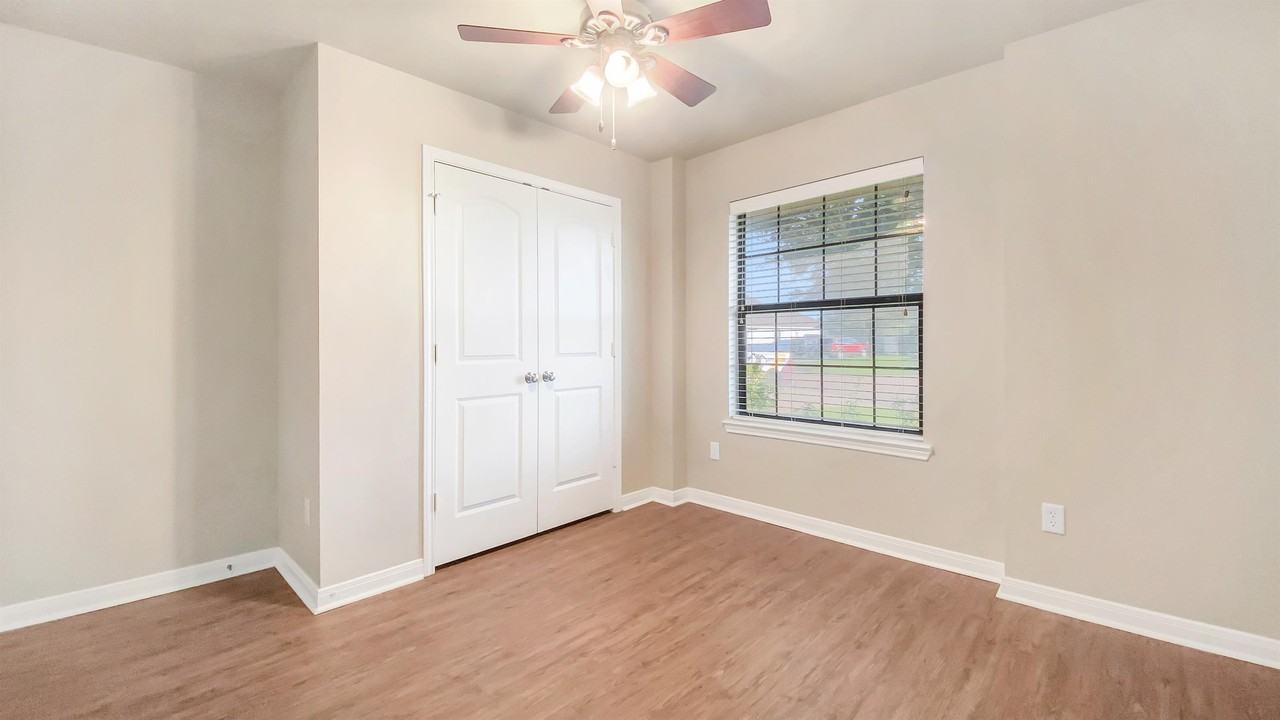 3906 Pawnee Creek Ct #1 - Photo 5 of 14