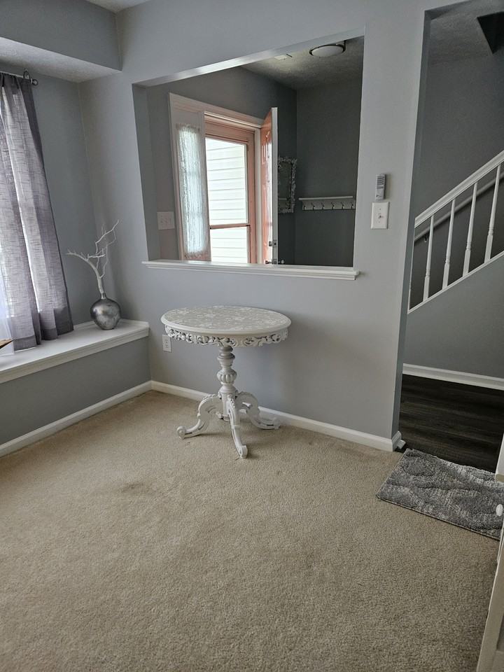 309 Crestwood Ct #309 - Photo 3 of 25