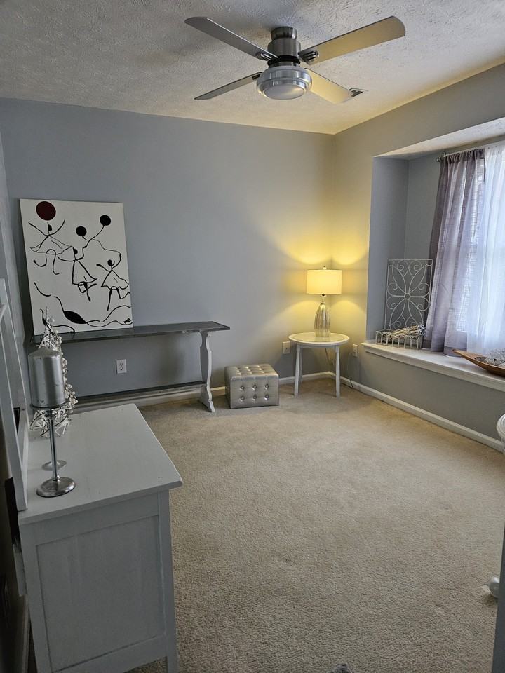 309 Crestwood Ct #309 - Photo 4 of 25