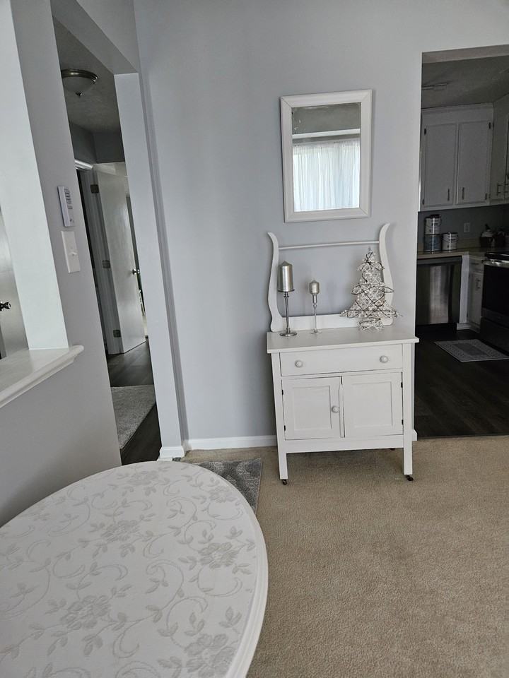 309 Crestwood Ct #309 - Photo 5 of 25