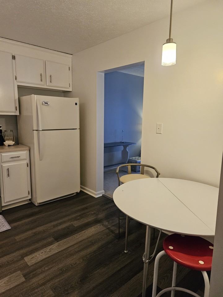 309 Crestwood Ct #309 - Photo 7 of 25