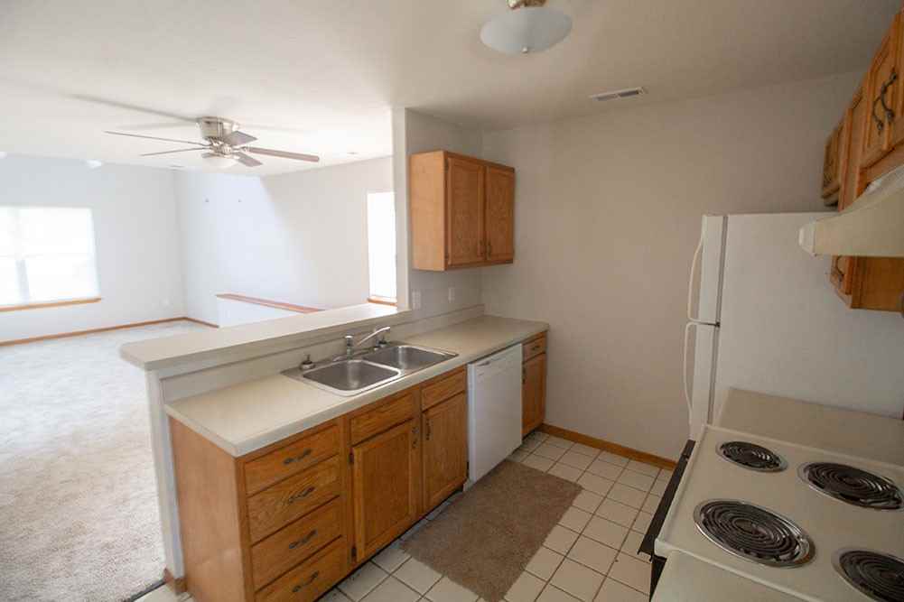 1321 Godas Dr #1321 - Photo 7 of 28