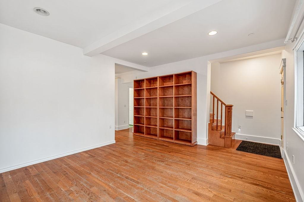 23 O'Meara Street - Photo 7 of 34