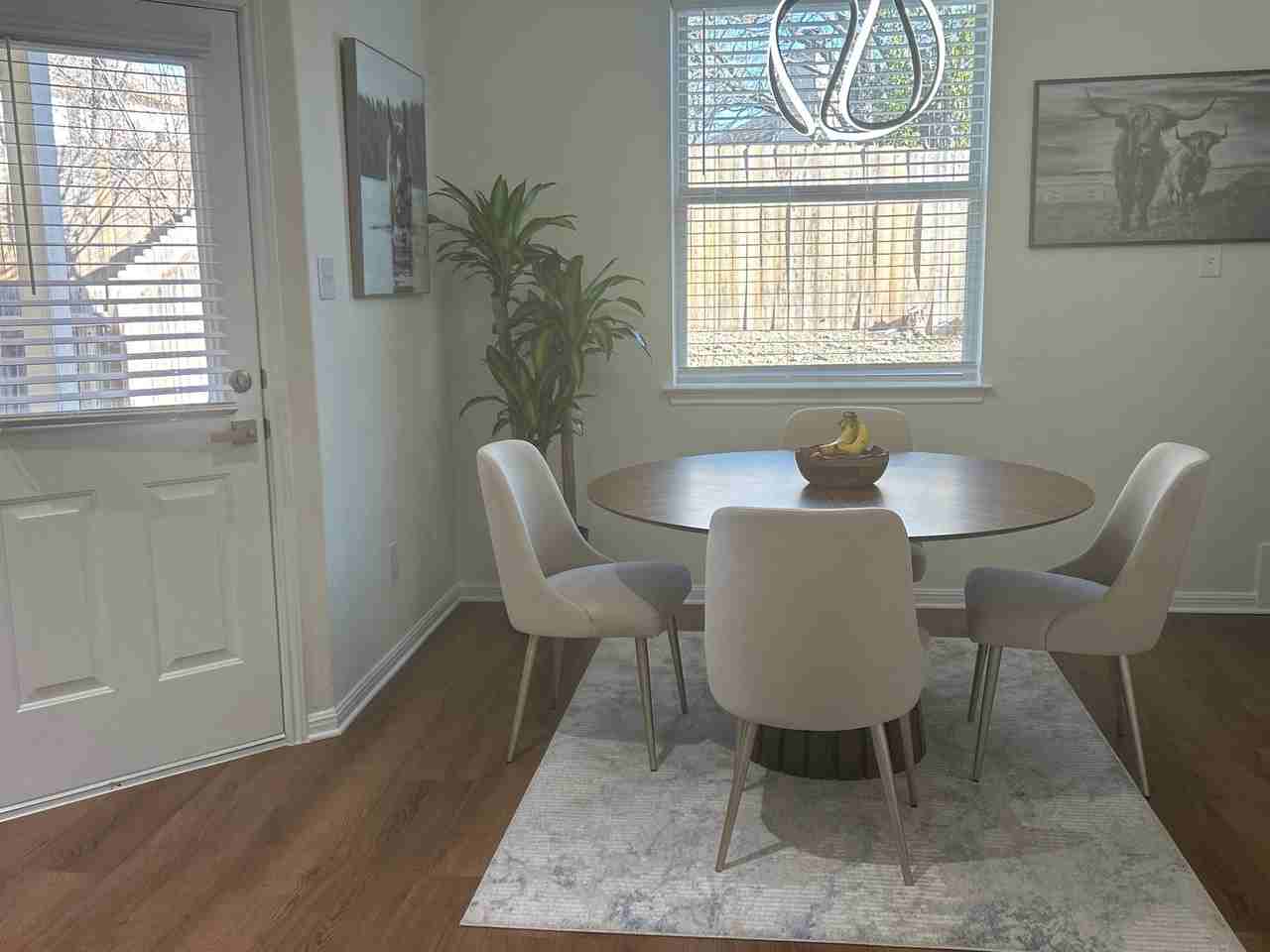 5913 Red Bud Ridge Ln - Photo 6 of 44