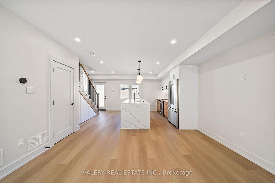 84 Argyle Street - Photo 4 of 22