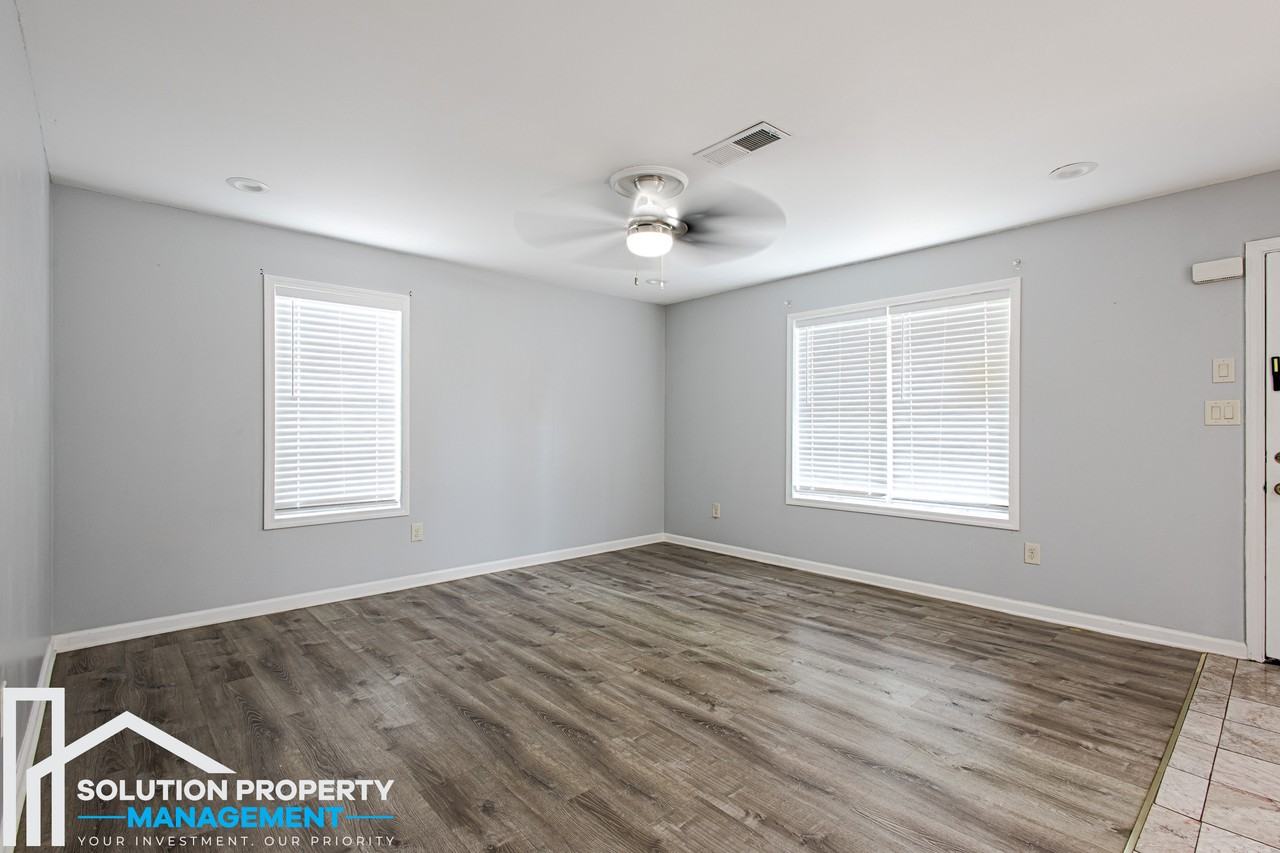 4758 Pebble Trce #1 - Photo 3 of 24