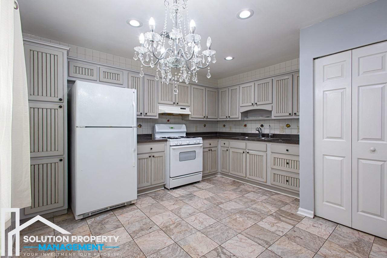 4758 Pebble Trce #1 - Photo 7 of 24