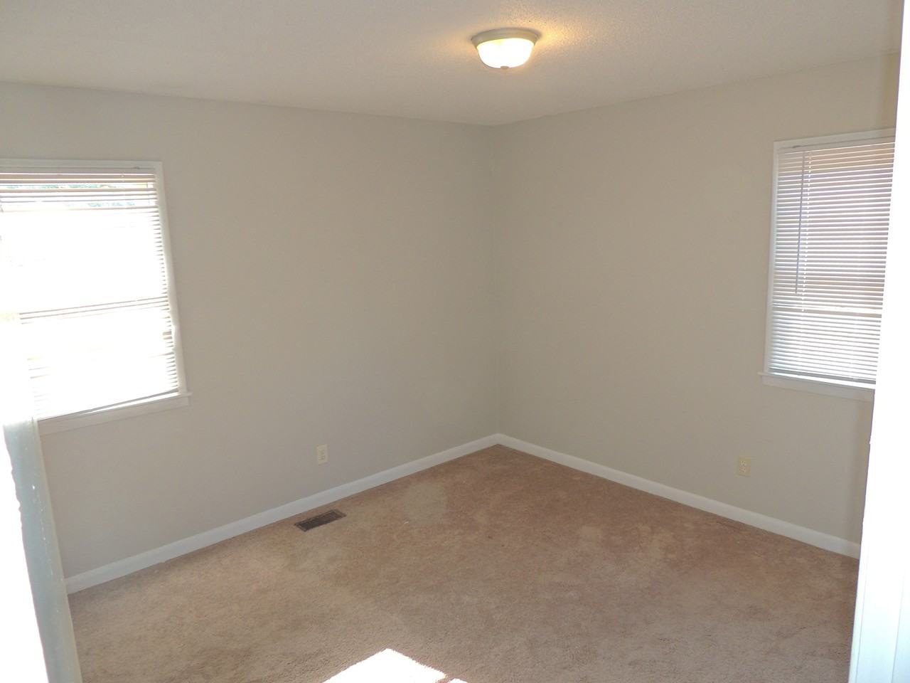 4711 Beaufort Dr #1 - Photo 2 of 11