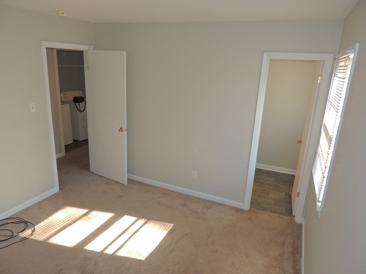 4711 Beaufort Dr #1 - Photo 3 of 11