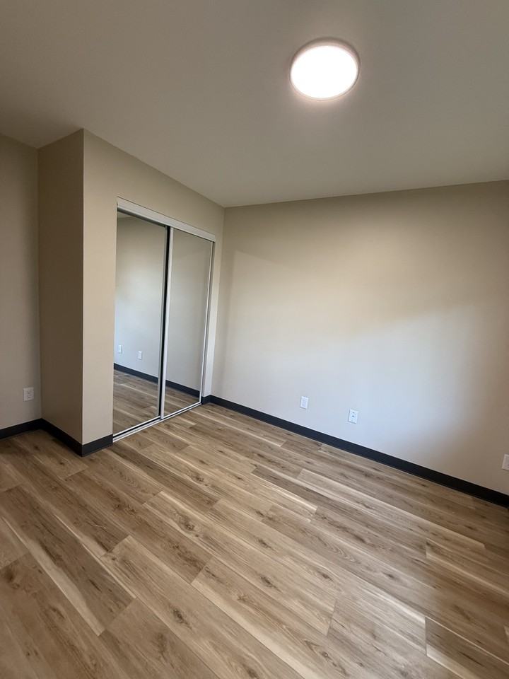 1321 1st St Ne #2 - Photo 2 of 10