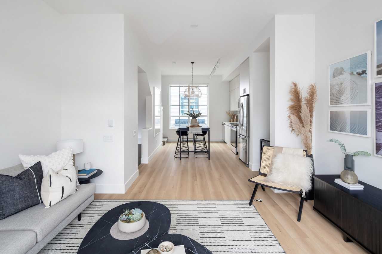 Gardner Living Townhomes - Photo 4 of 16