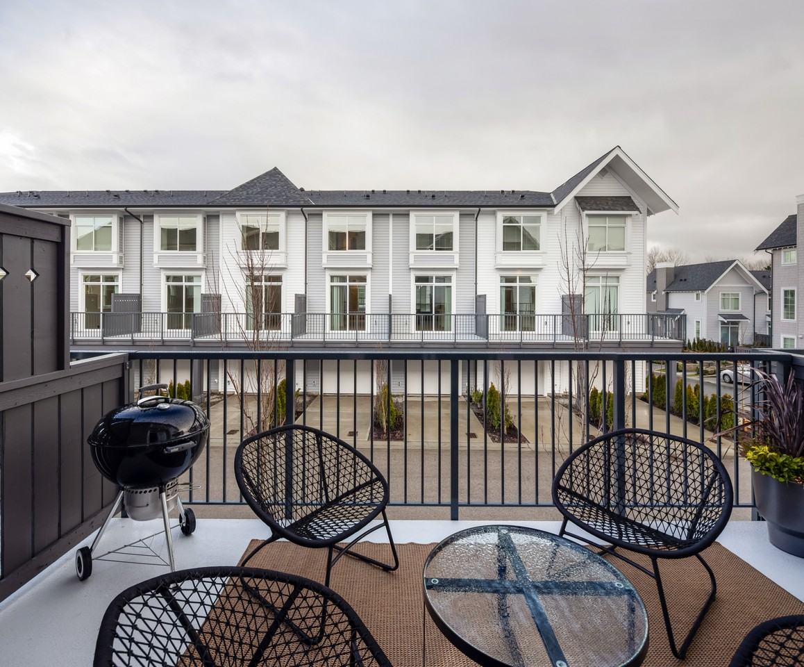 Gardner Living Townhomes - Photo 6 of 16