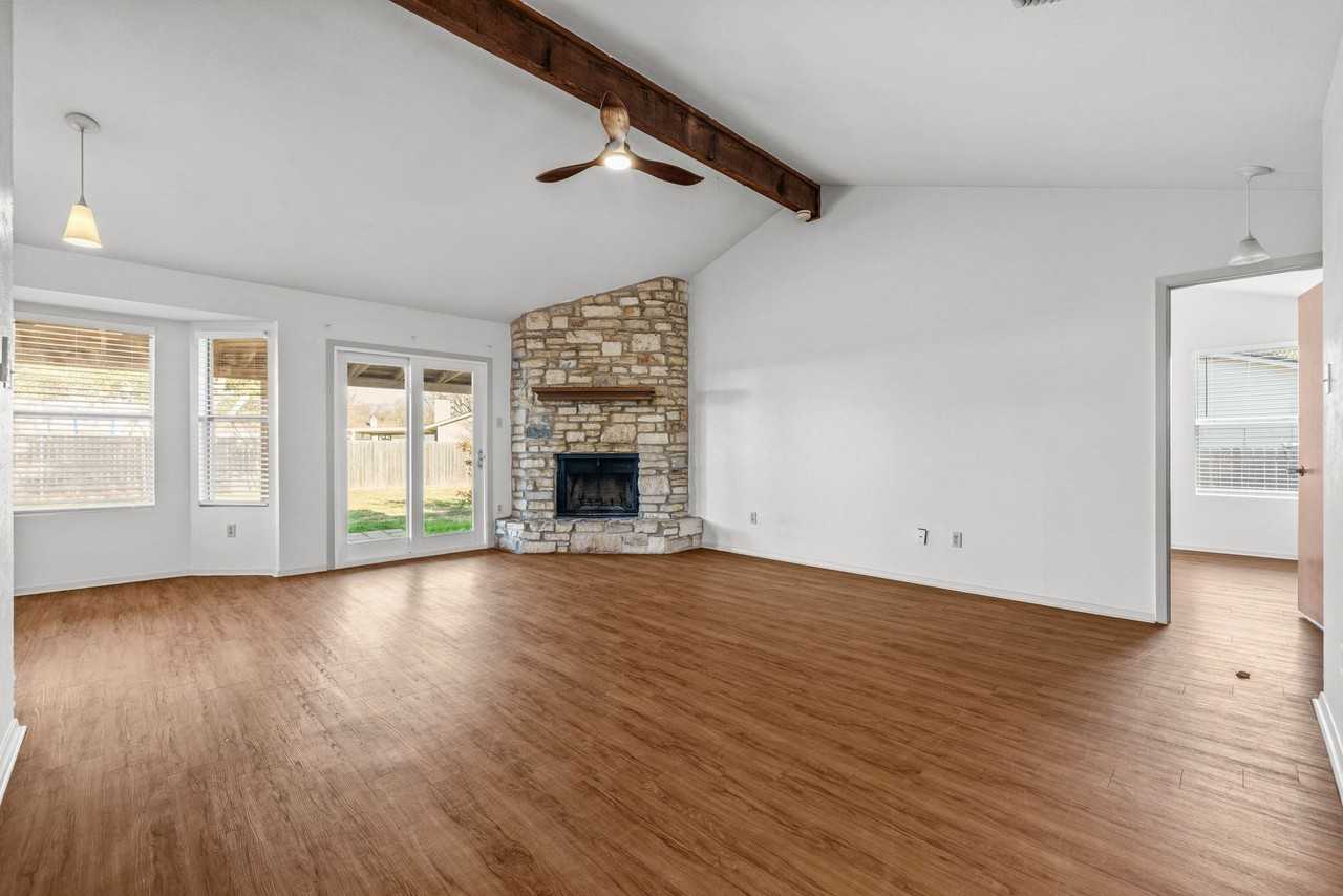 3112 Freemont St #1 - Photo 2 of 10