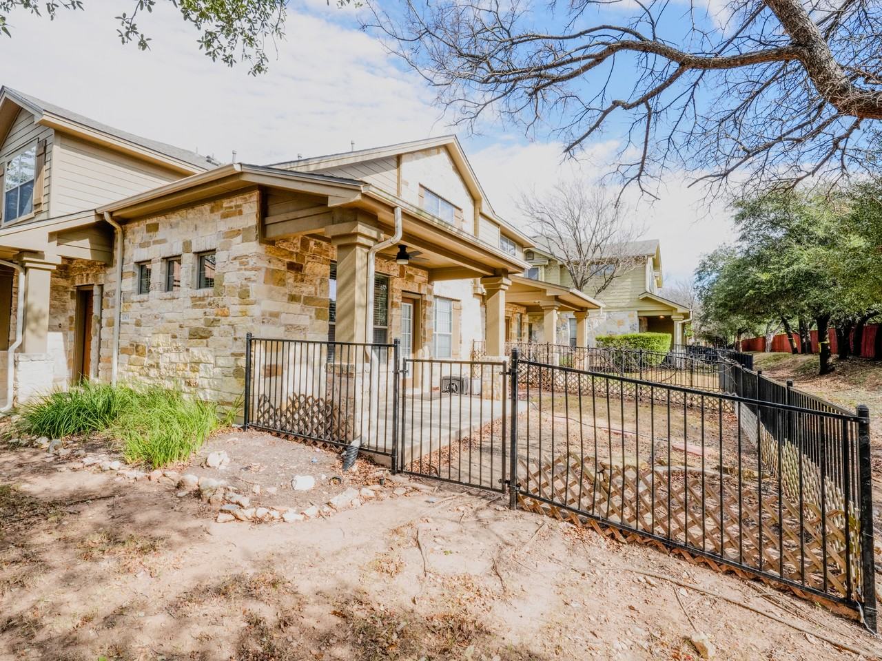 14815 Avery Ranch Blvd #1 - Photo 4 of 10