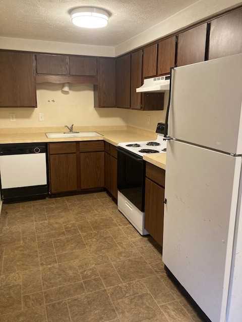 643 Kennedy Dr #3 - Photo 4 of 6