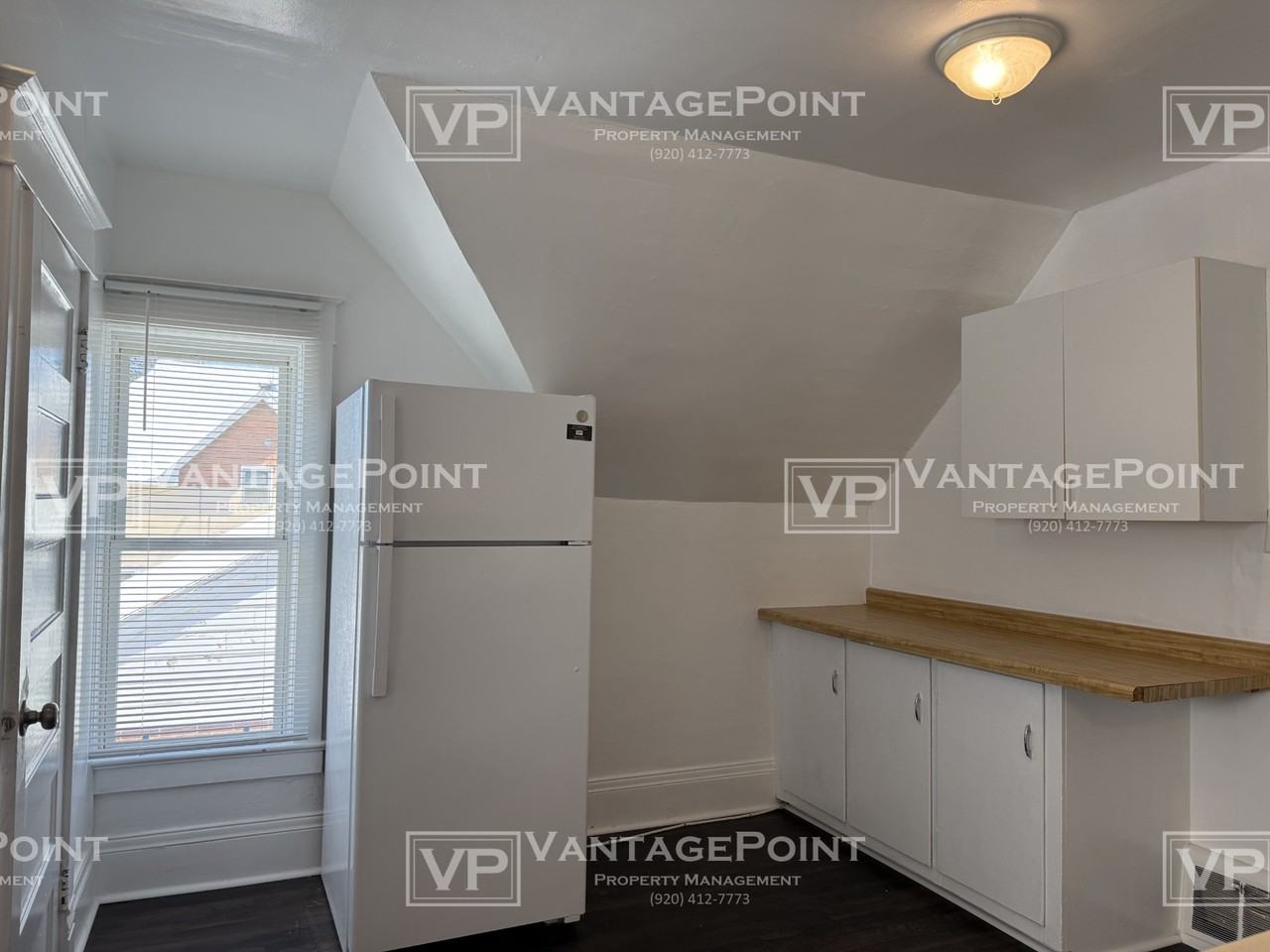 823 1/2 W Oklahoma St - Photo 5 of 19