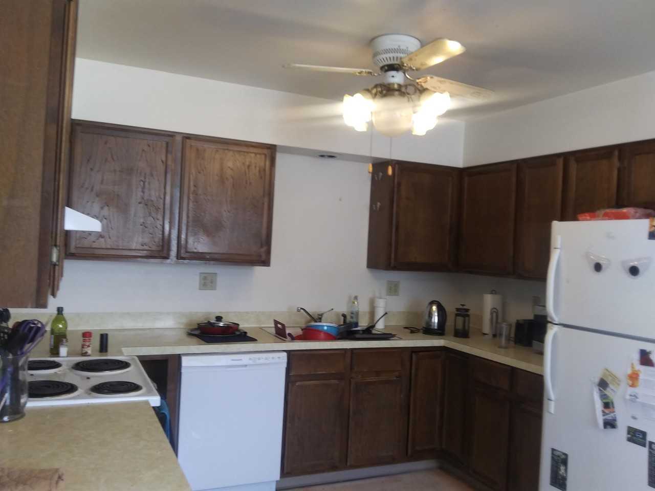 1519 Glen Haven Dr #1 - Photo 3 of 7