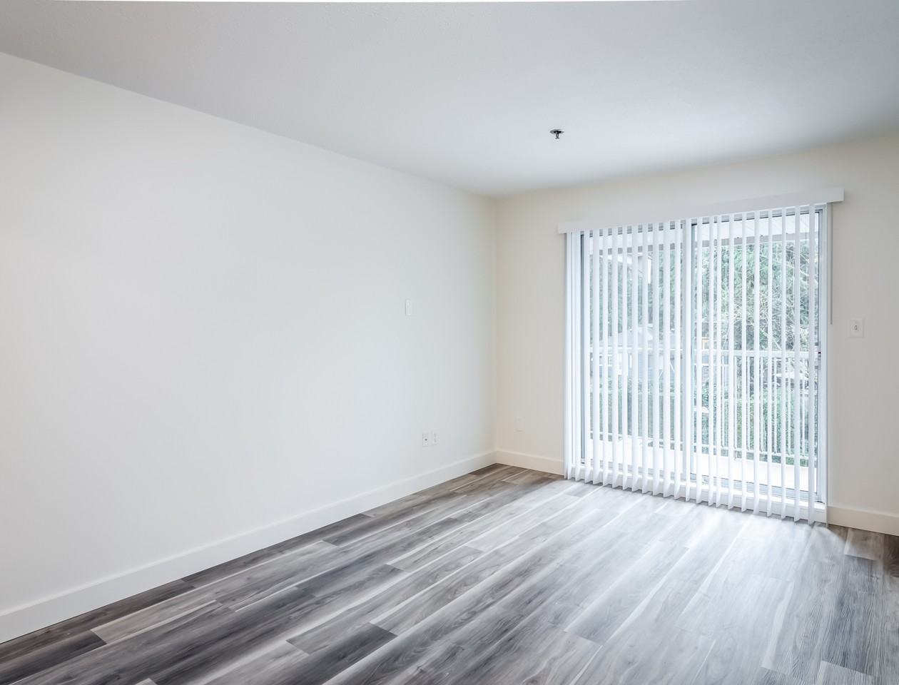 2130 McKenzie Road ##306 - Photo 5 of 13