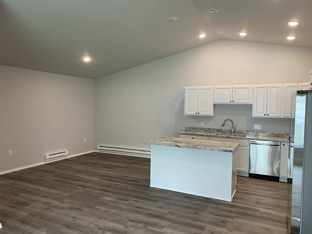 2480 Chestnut Dr - Photo 7 of 16