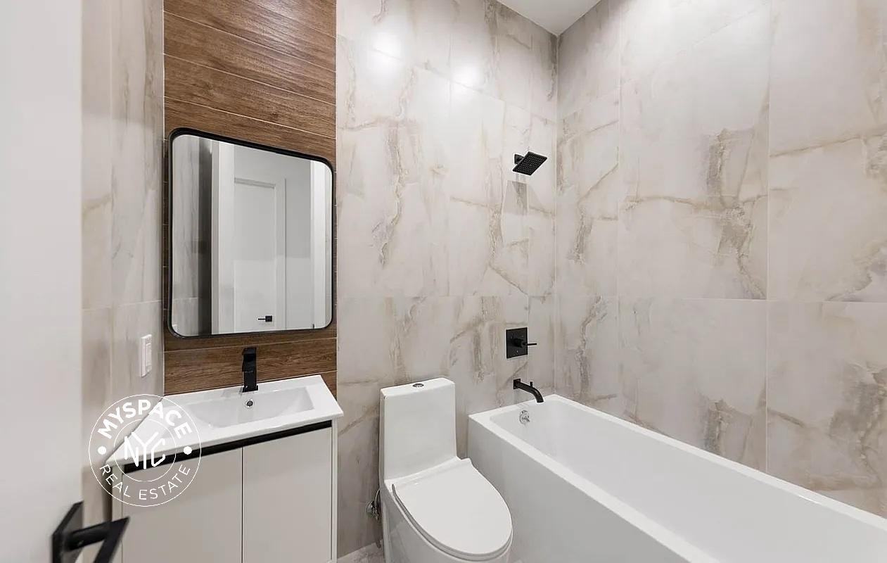 897 New York Ave #4M - Photo 5 of 5