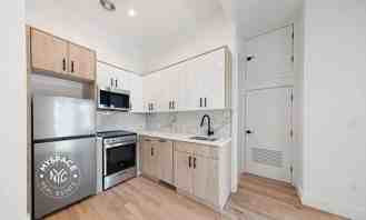 897 New York Ave #1R - Photo 1 of 1