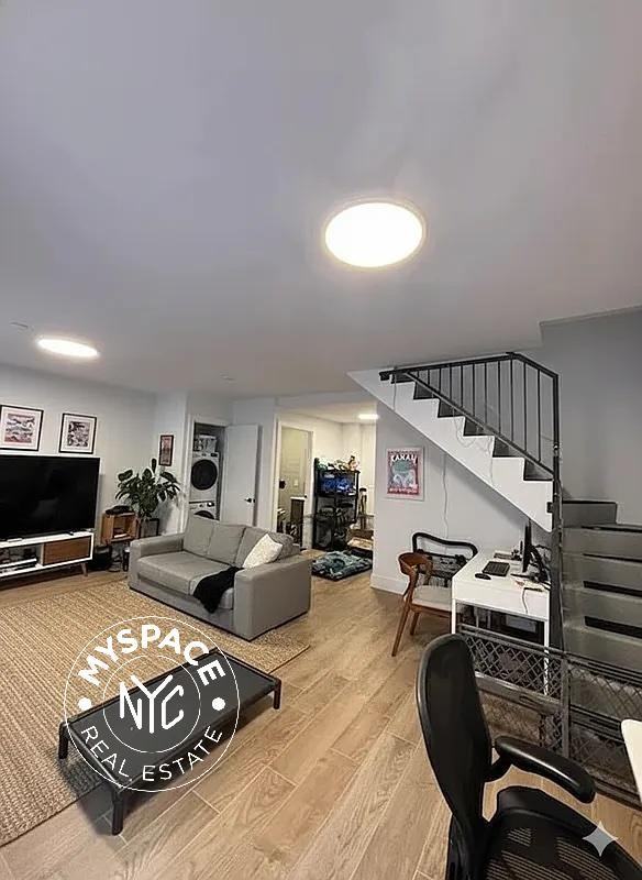 56 E 21st St #4C - Photo 3 of 7