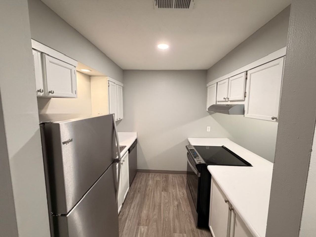 Superior Place Apartments - Photo 6 of 21