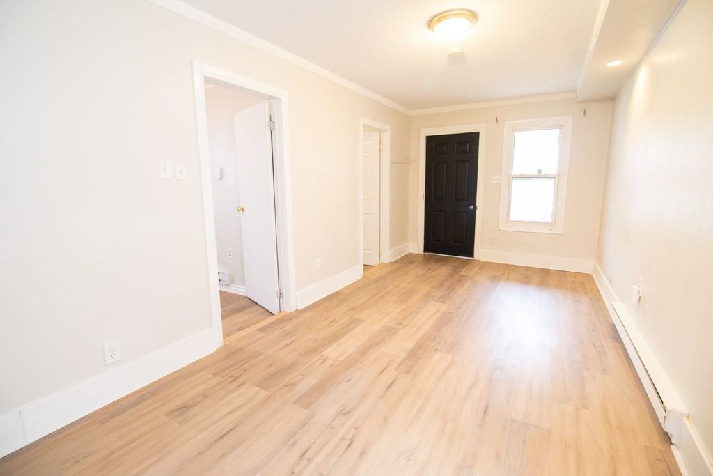 71 John St - Photo 5 of 33