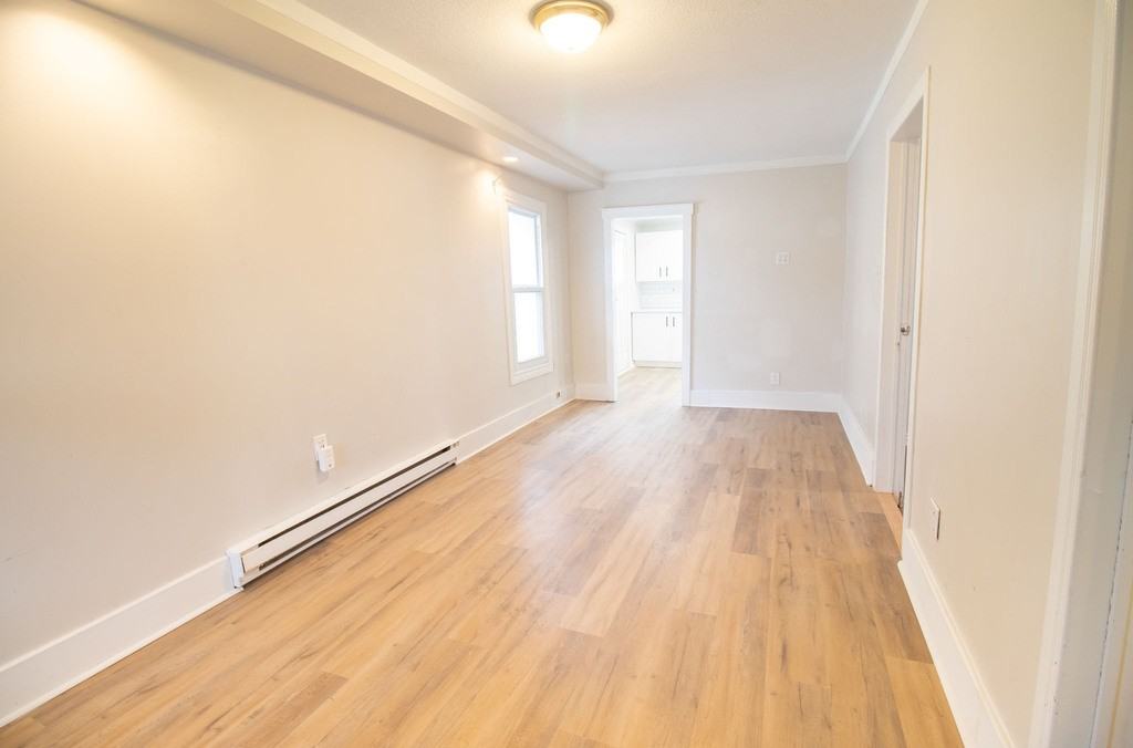 71 John St - Photo 6 of 33