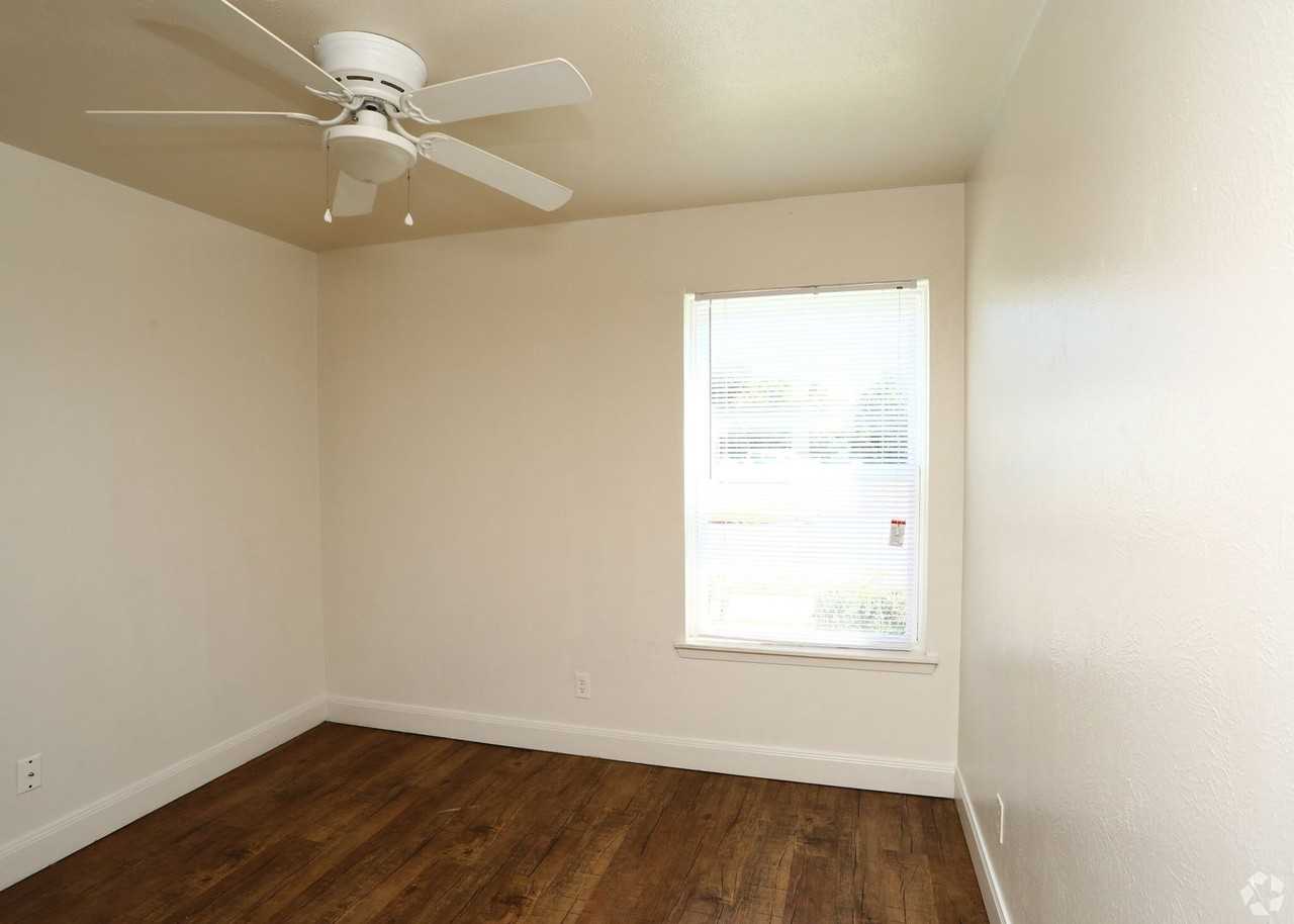 Waco Apartments - Photo 7 of 17