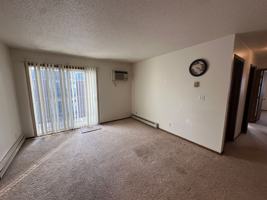 featured image of 1502 E Gateway Cir S