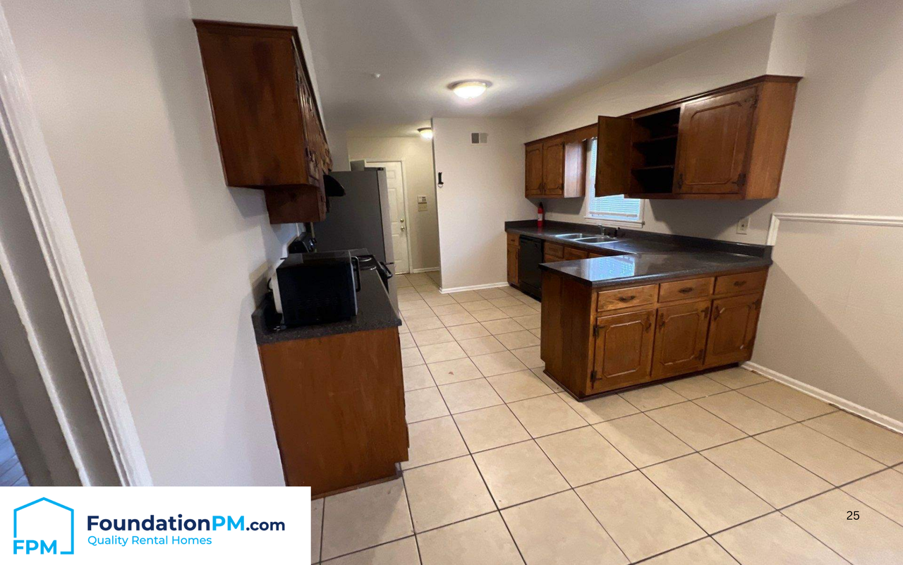 5540 Quince Rd #1 - Photo 3 of 15