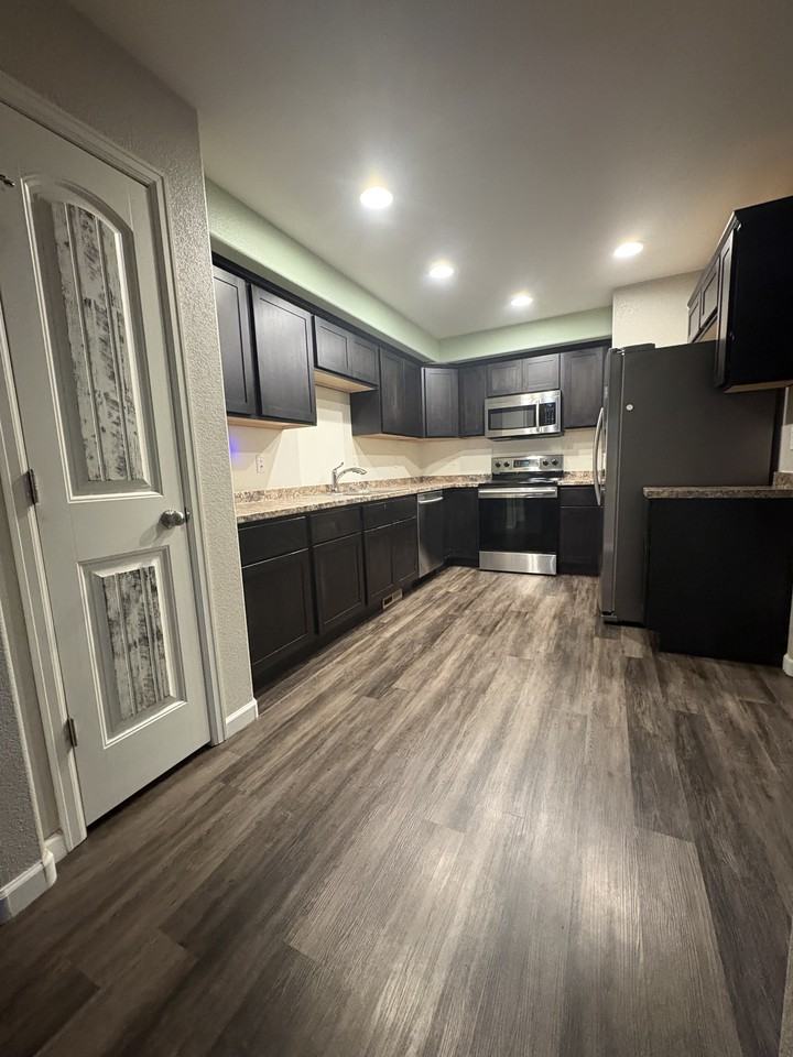 507 Foxtail Pl #1 - Photo 4 of 10