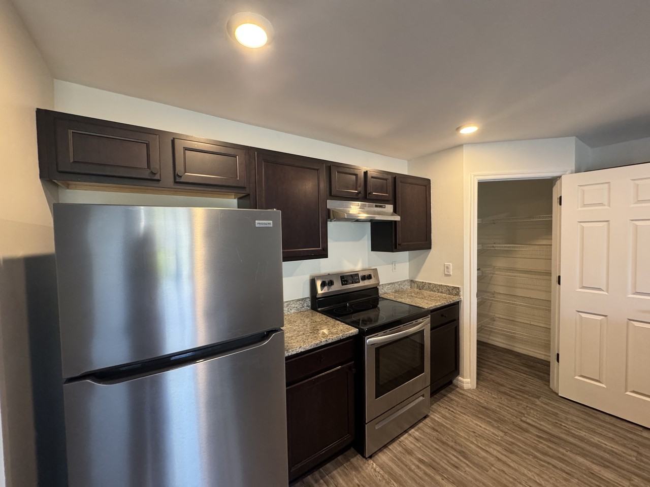 1195 Highlands Rd #1 - Photo 4 of 19