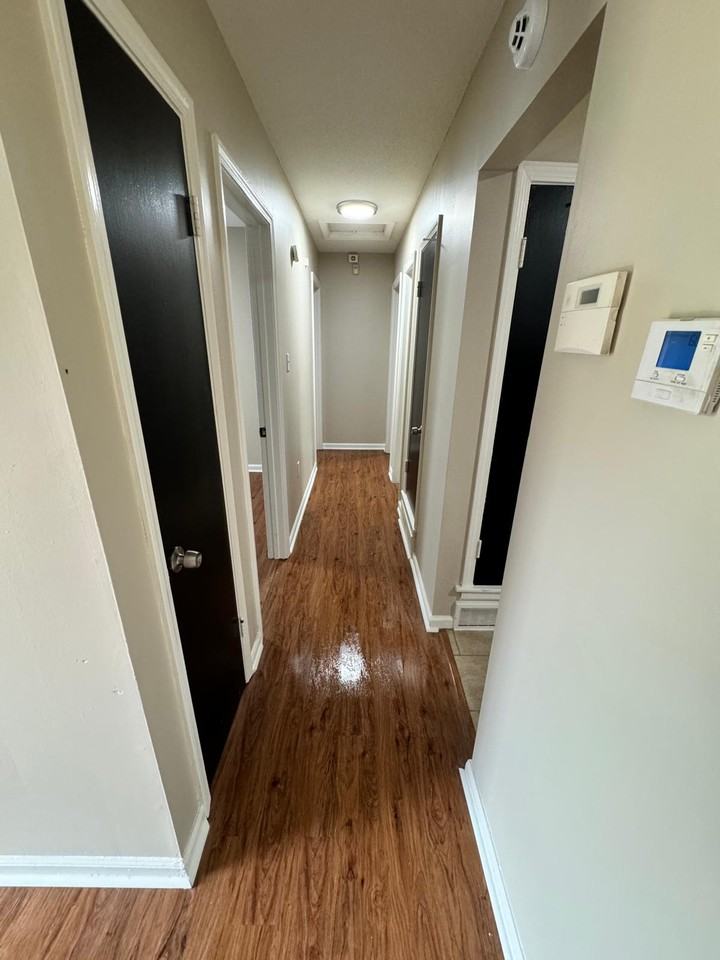 5050 Long Branch Dr #1 - Photo 5 of 23