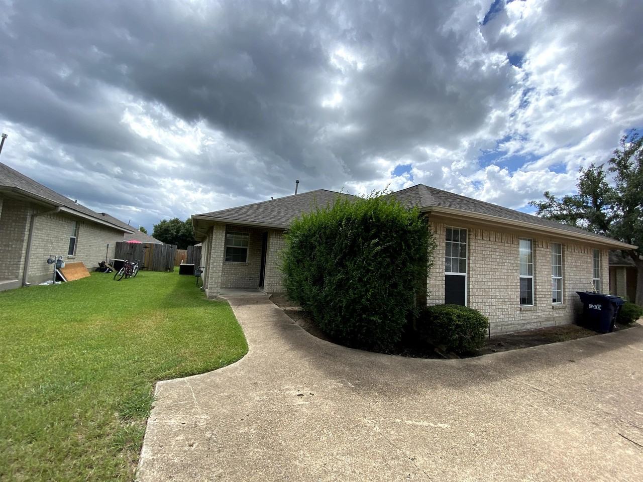 2310 Antelope Ln #1 - Photo 2 of 39