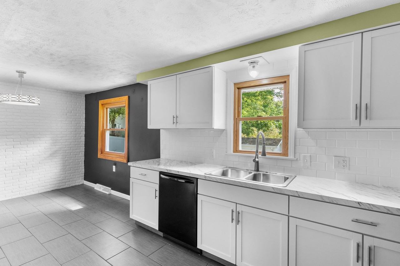 3961 New Rd #1 - Photo 5 of 31