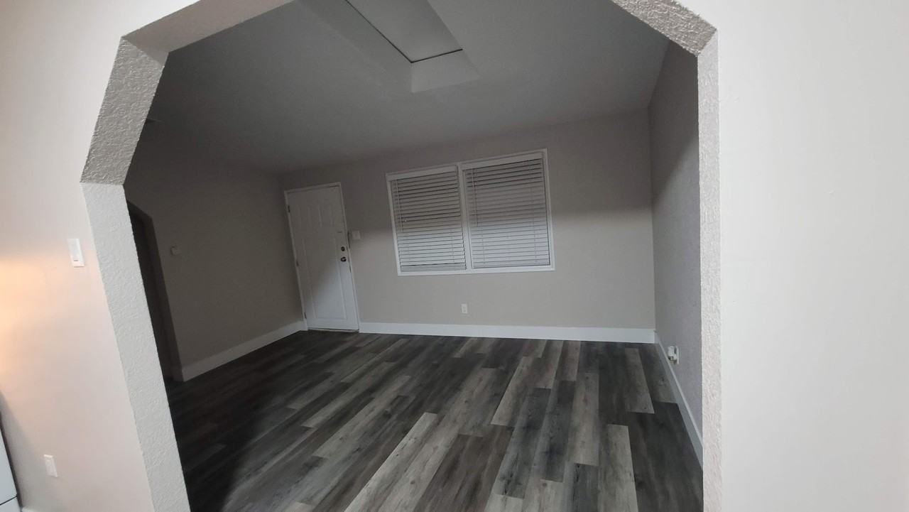 930 Nancy St Rear #2 - Photo 6 of 14